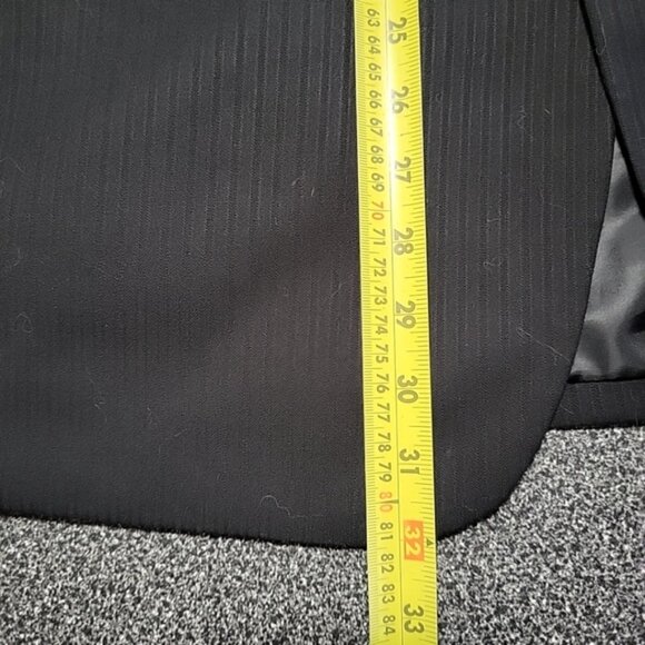 Protocol Men's Sports Coat Size 40R/M Black Pin Striped 2 Button - Picture 8 of 9